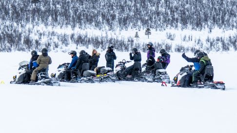 Snöskotersafari i Sälen